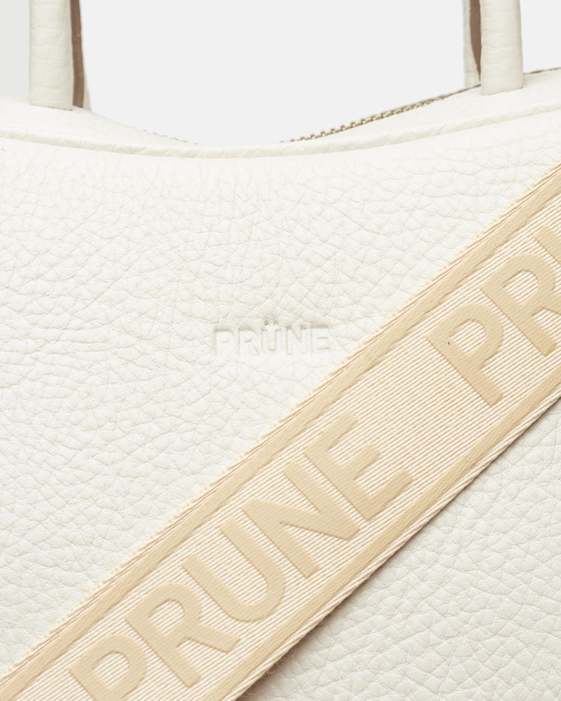 Cartera de mano The Club en cuero graneado