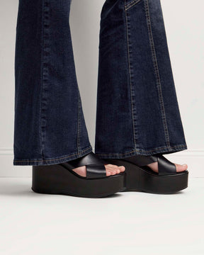 Sandalia alta Eloisa en cuero liso