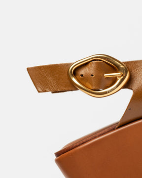 Sandalia alta Eloisa en cuero liso